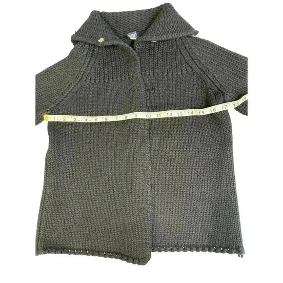 GAP Black Knit Cardigan Wool Blend Snap Closure Sweater Fit is A Size Small - Picture 12 of 16